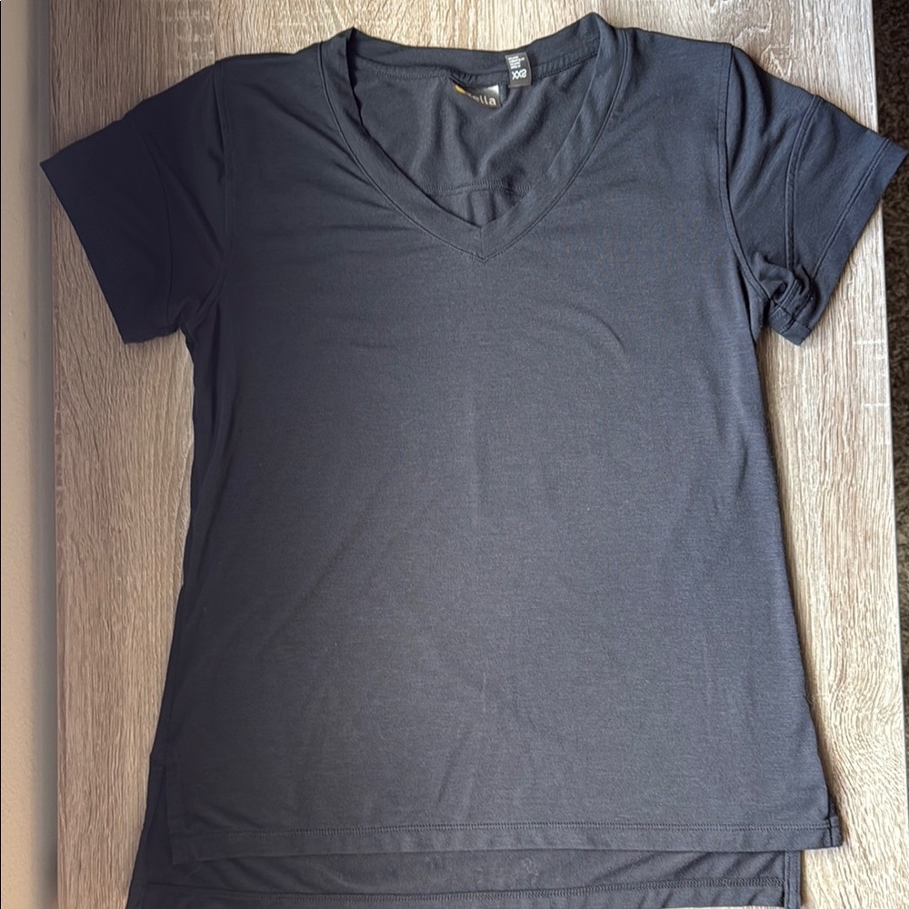Zella Gray Long-line V-Neck Short Sleeve T-Shirt